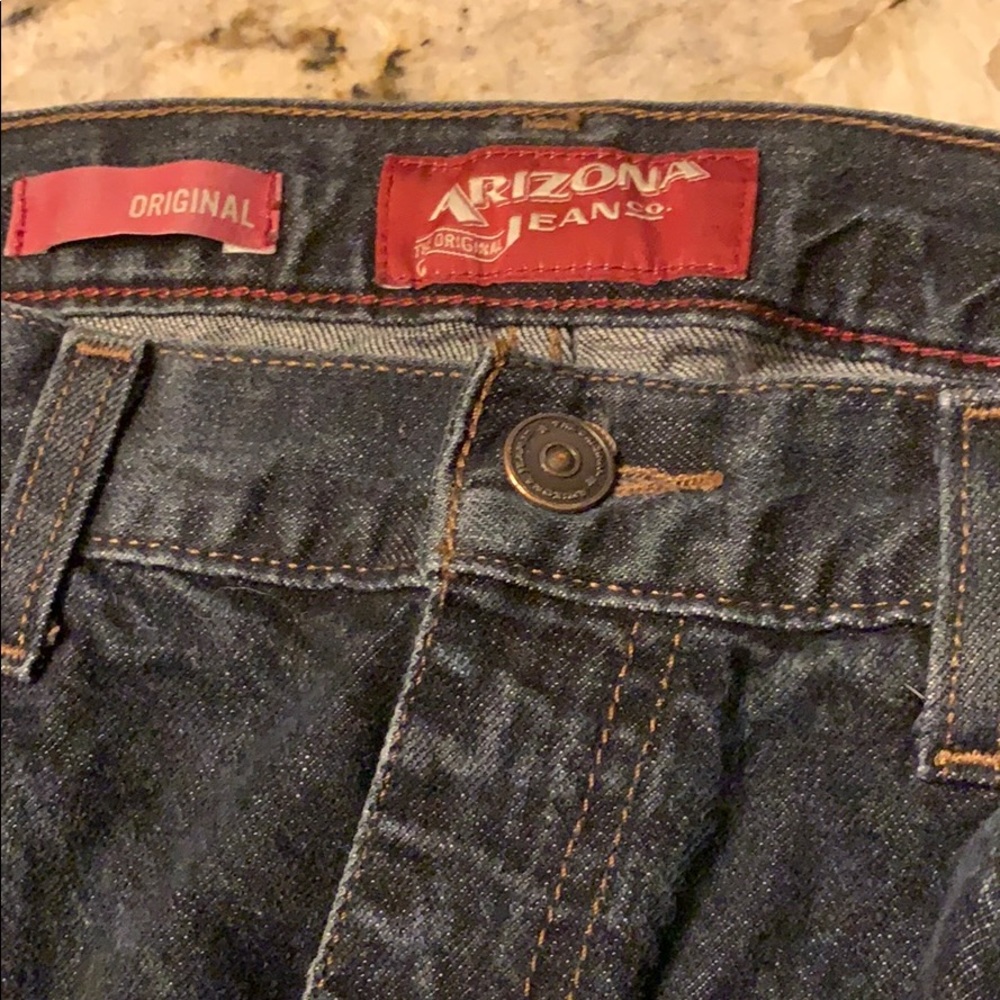 Jeans - Picture 2 of 4